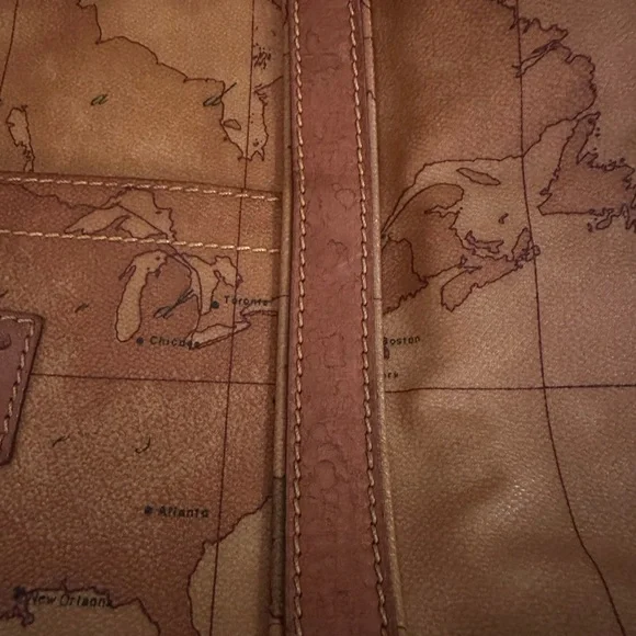 Alviero Martini Prima ClasseTan and Brown Leather Tote Bag with World Map Design - Picture 11 of 15